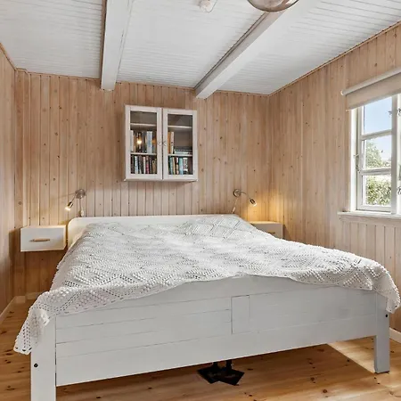 펜션 2 Bedroom Awesome In Otterup