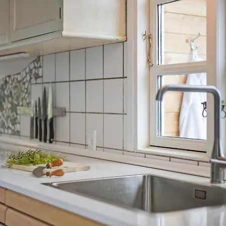 2 Bedroom Awesome In *